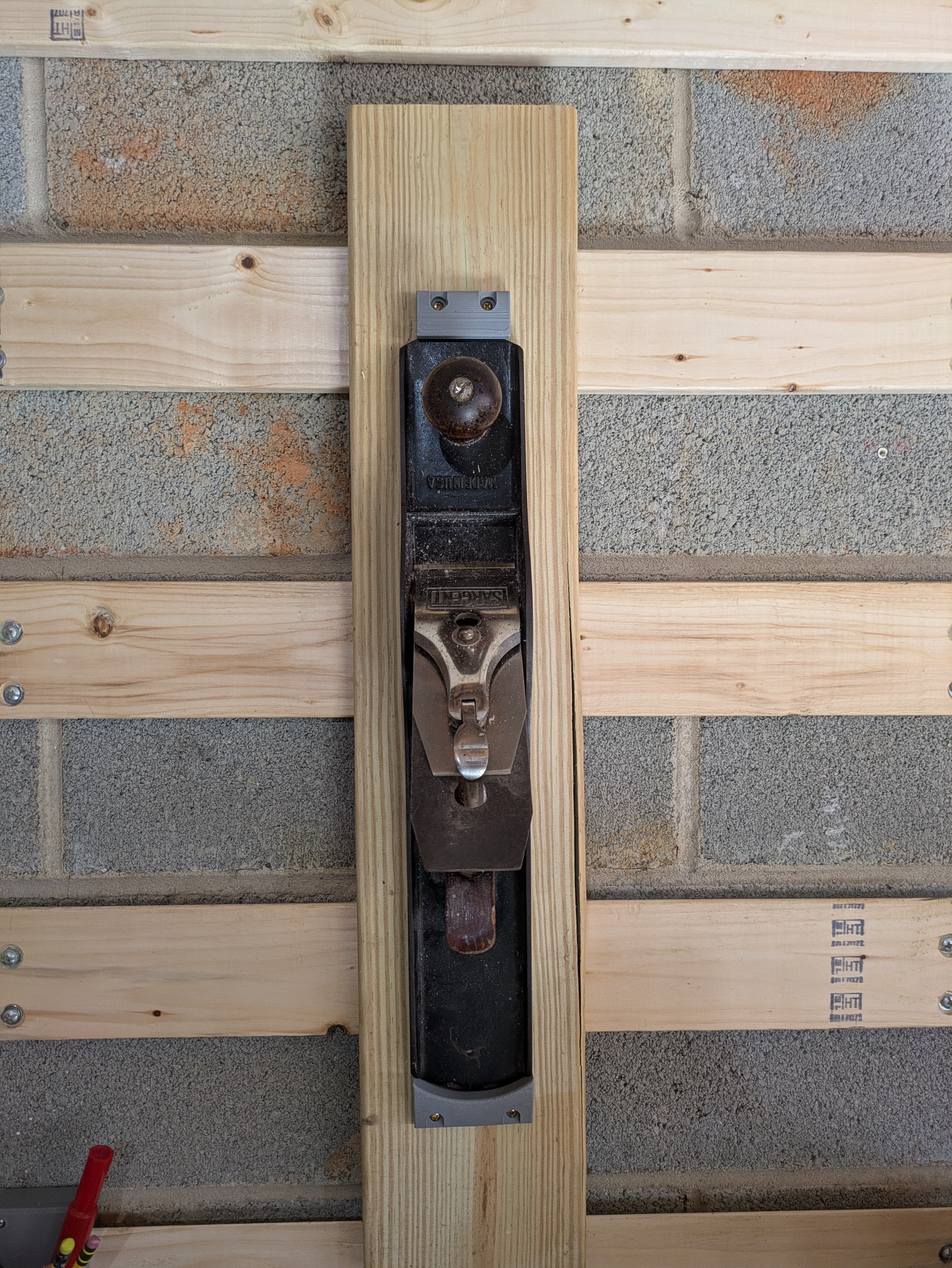 I used a piece of scrap board to make sure everything fit as expected. Most importantly, I wanted to make sure I could easily take the plane off and put it back on. Getting the spacing around the toe was really important for ease of use.